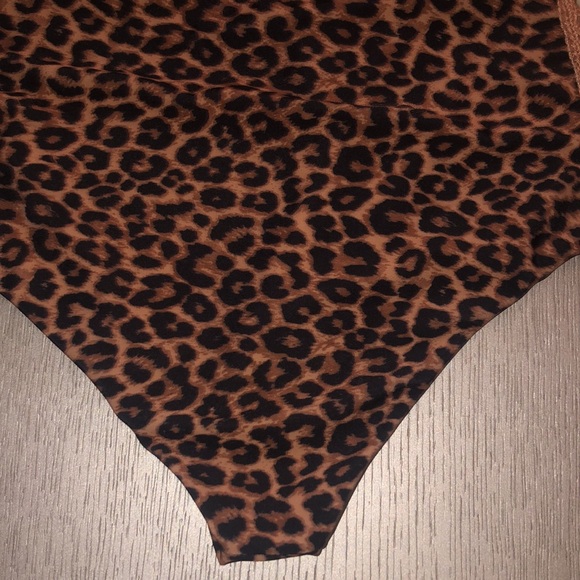 ACACIA swimwear Leopard Print- crochet Strapless Swimsuit  size M - Picture 14 of 15